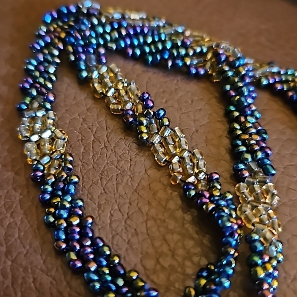 HANDMADE Woven Peacock Glass Seed Beaded Lariat Necklace - Picture 7 of 7